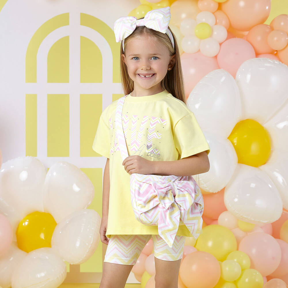 Yellow jersey outfit sale