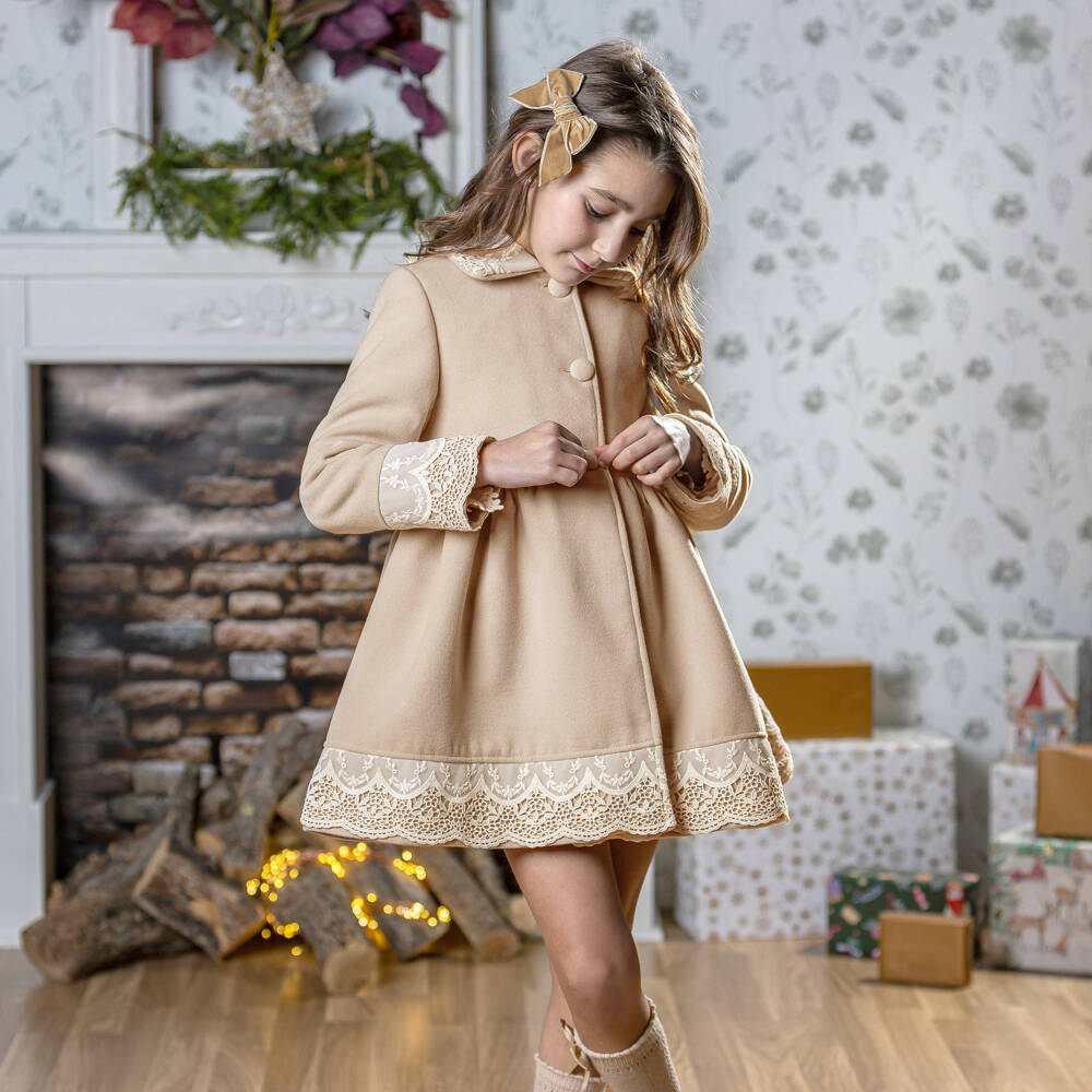 Abuela Tata-Beige & Ivory Laces Coat | Childrensalon Outlet