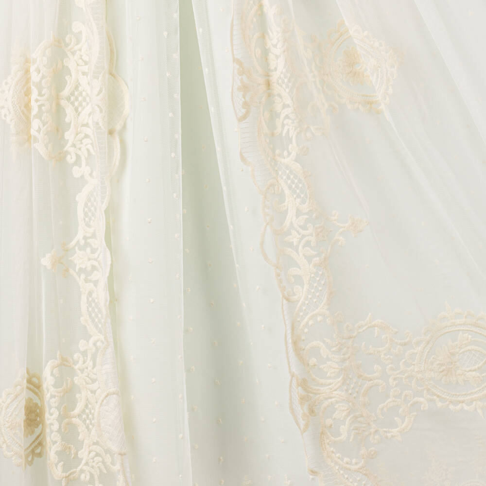 Abuela Tata-Girls Elegant Ivory Lace Gown | Childrensalon Outlet