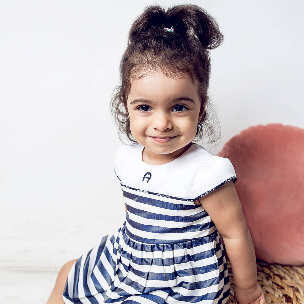 AIGNER-فستان أطفال بناتي مقلم لون أبيض وكحلي | Childrensalon Outlet