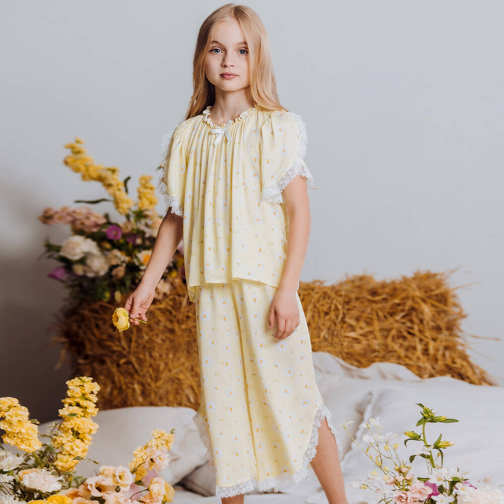 AMIKI Children-Teen Girls Yellow Daisy Viscose Pyjamas | Childrensalon Outlet