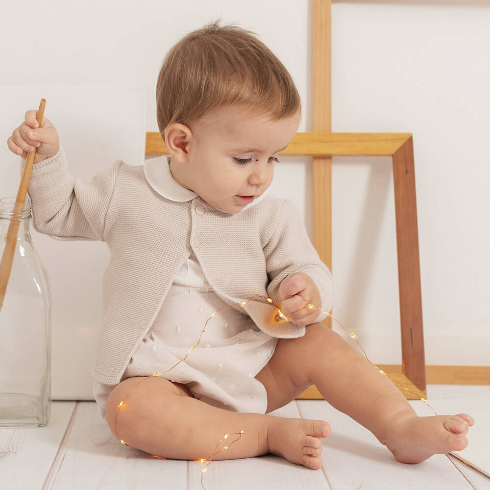 Artesanía Granlei-Baby Boys Beige Buster Suit & Cardigan Set | Childrensalon Outlet