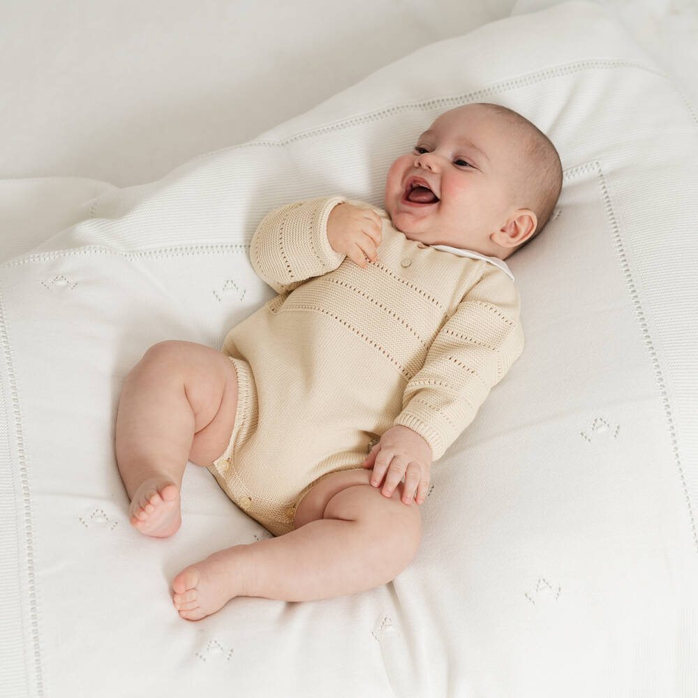 Artesanía Granlei-شورت بيبي محبوك بيج مع ياقة | Childrensalon Outlet