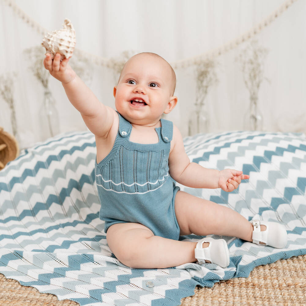 Artesanía Granlei-Blue & White Zigzag Knitted Shawl (132cm) | Childrensalon Outlet