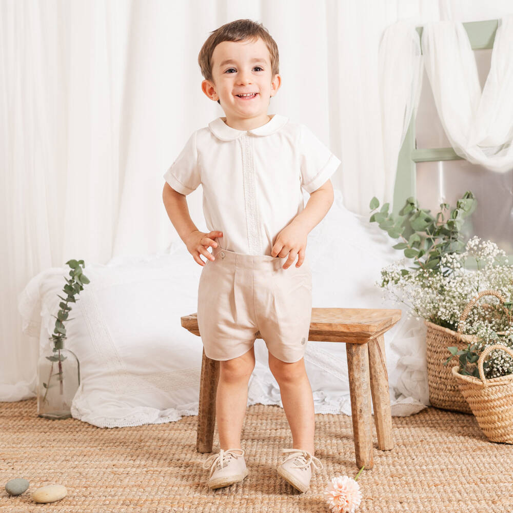 Artesanía Granlei-Boys Beige & Ivory Buster Suit with Lace Trim | Childrensalon Outlet