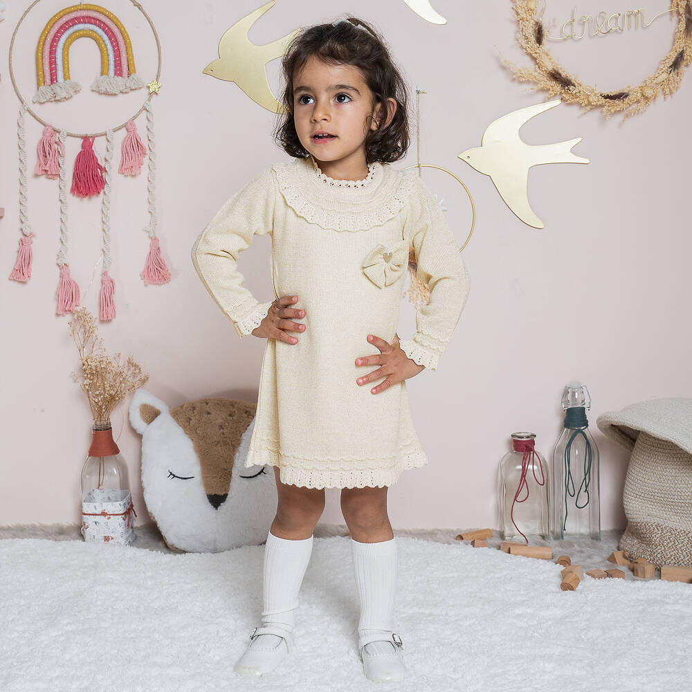 Artesanía Granlei-Кремовое трикотажное платье для девочек | Childrensalon Outlet