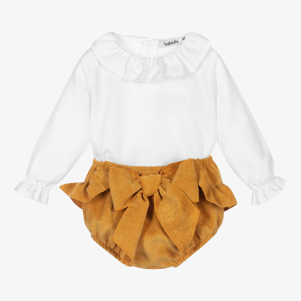 Babidu - Белая блузка с желтыми шортами  | Childrensalon
