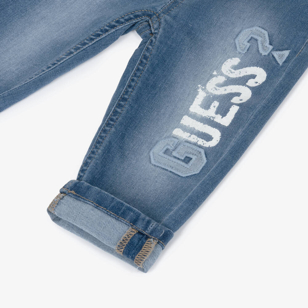 Guess-جينز دنيم أزرق بشعار للرضع الأولاد | Childrensalon Outlet