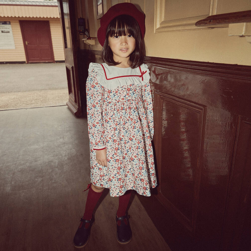 Beatrice & George-فستان قطن عضوي بوبلين لون عاجي وأحمر بطبعة ورود | Childrensalon Outlet