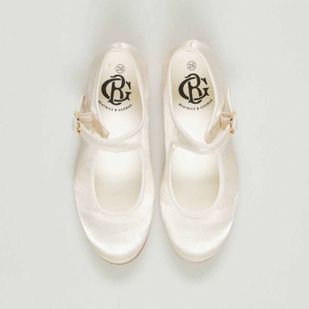 Beatrice & George-Preloved Girls Ivory Satin Mary Jane Shoes | Childrensalon Outlet
