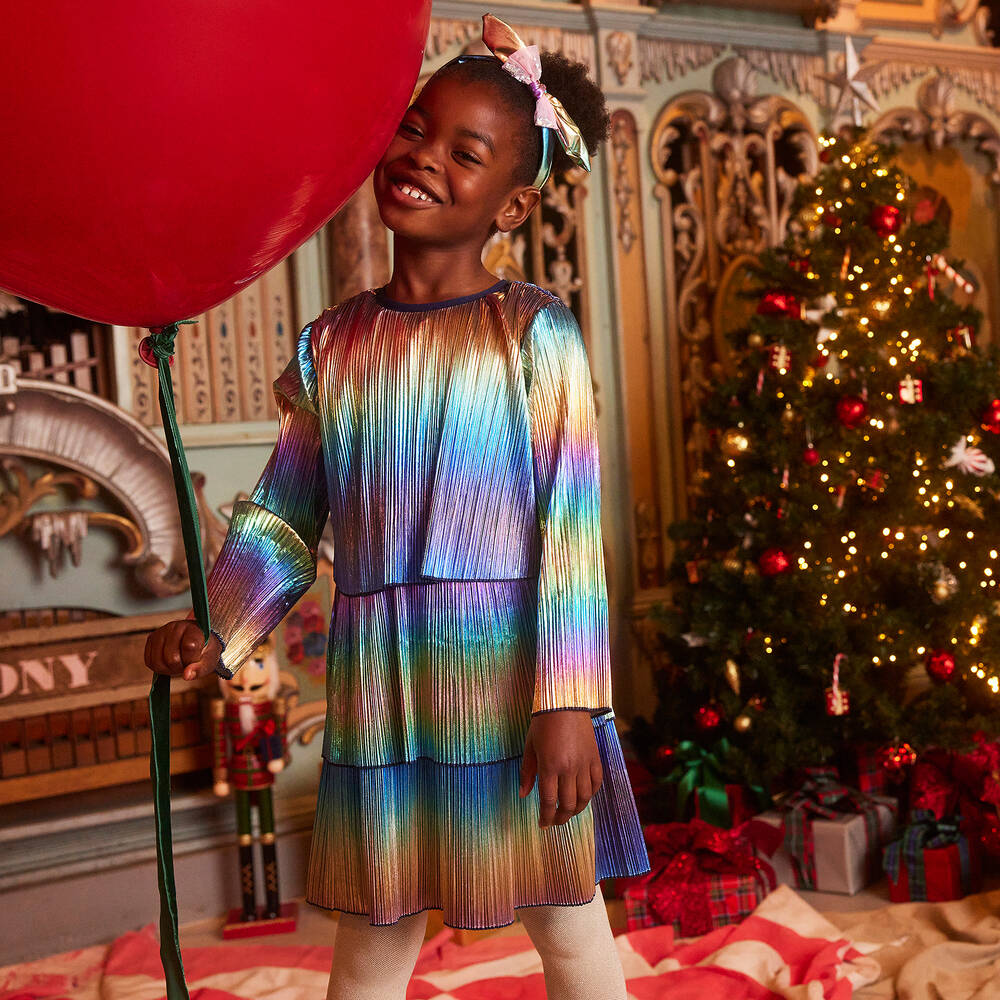Rainbow dress girl deals