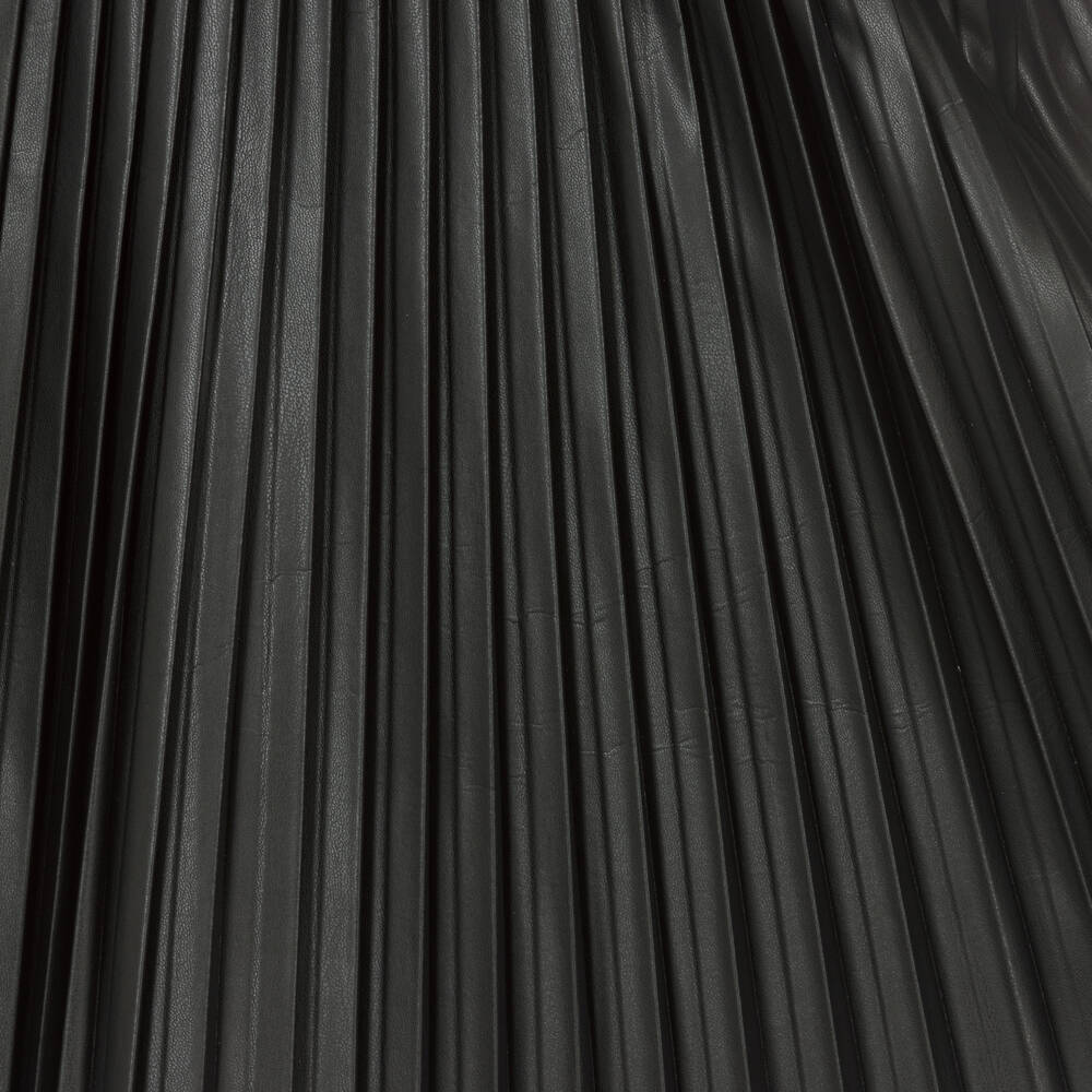 Boboli-تنورة جلد صناعي بكسرات لون أسود | Childrensalon Outlet