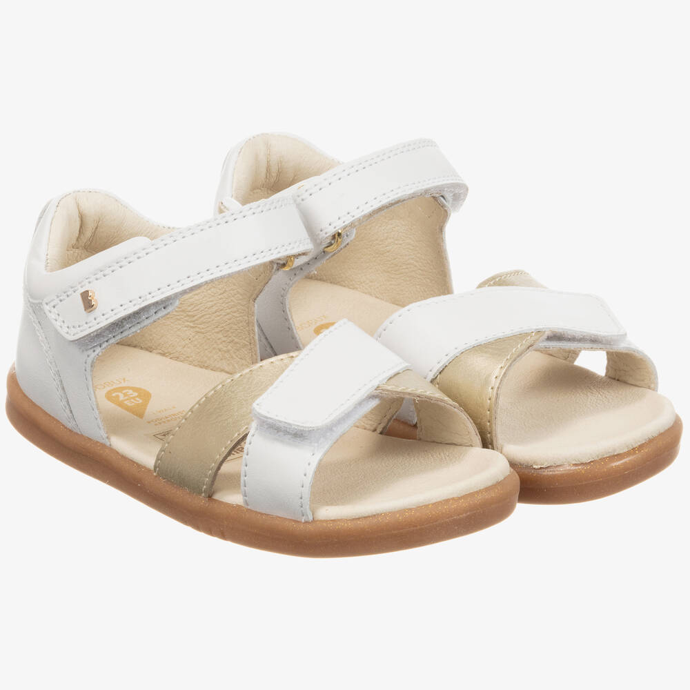 Bobux IWalk - Бело-золотистые кожаные сандалии | Childrensalon
