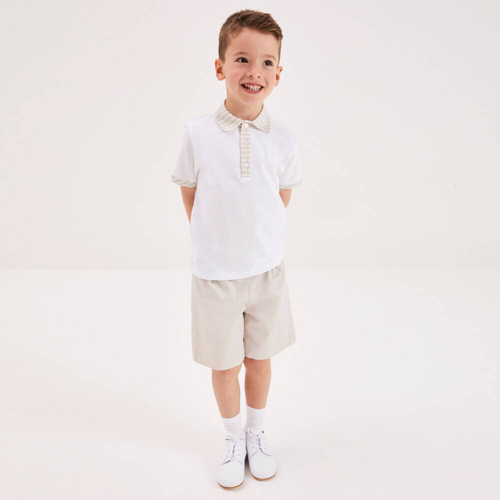 Beatrice & George-Мягкие бежевые шорты из хлопка для мальчиков | Childrensalon Outlet