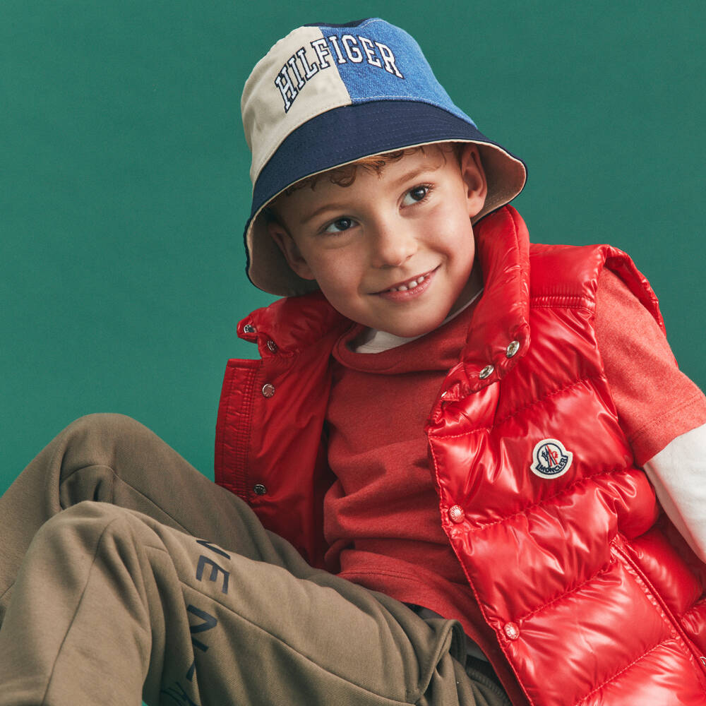 Tommy Hilfiger-تيشيرت قطن أحمر بشعار للأولاد | Childrensalon Outlet