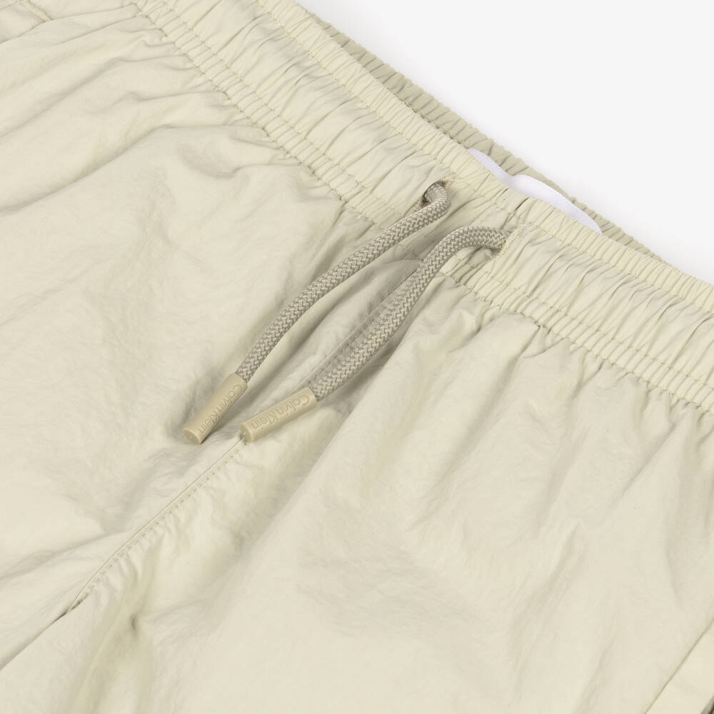 Calvin Klein-Бежевые плавки-шорты на шнурке для мальчиков | Childrensalon Outlet