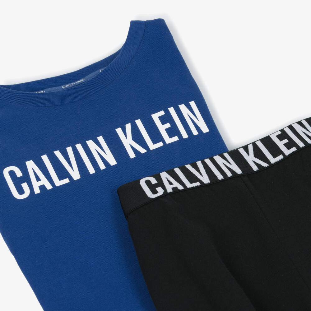 Calvin Klein-بيجاما قطن لون أزرق للأولاد | Childrensalon Outlet