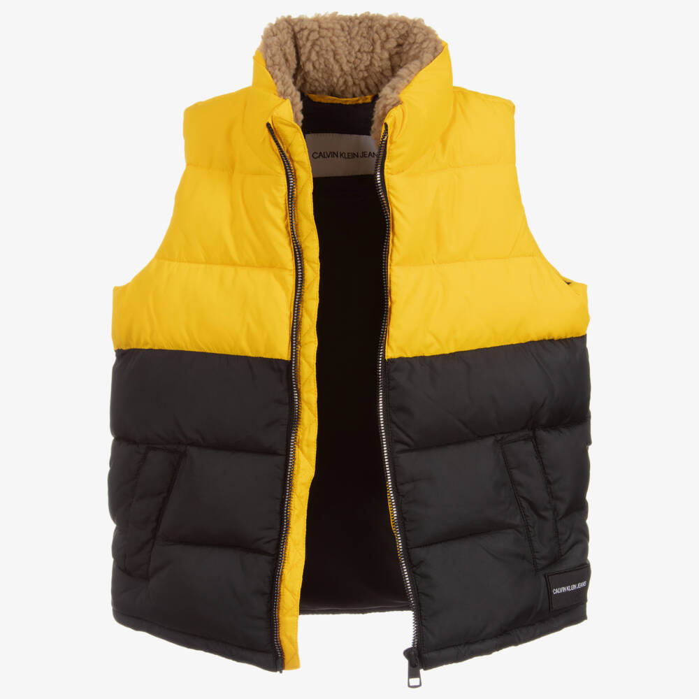 Calvin Klein Jeans-جيليه بافر لون أصفر وأسود للأولاد | Childrensalon Outlet