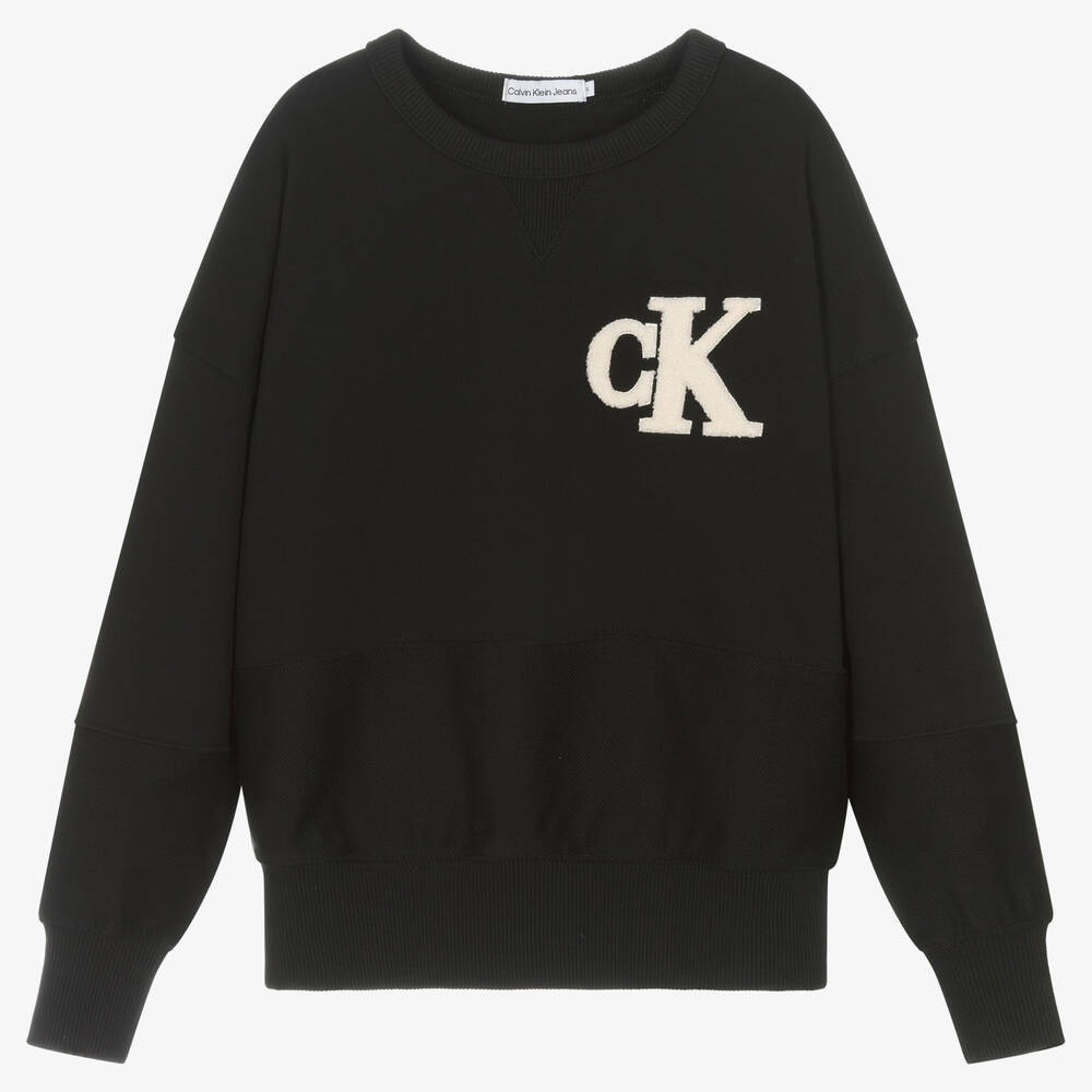 Calvin Klein - سويتشيرت تينز بناتي قطن لون أسود | Childrensalon