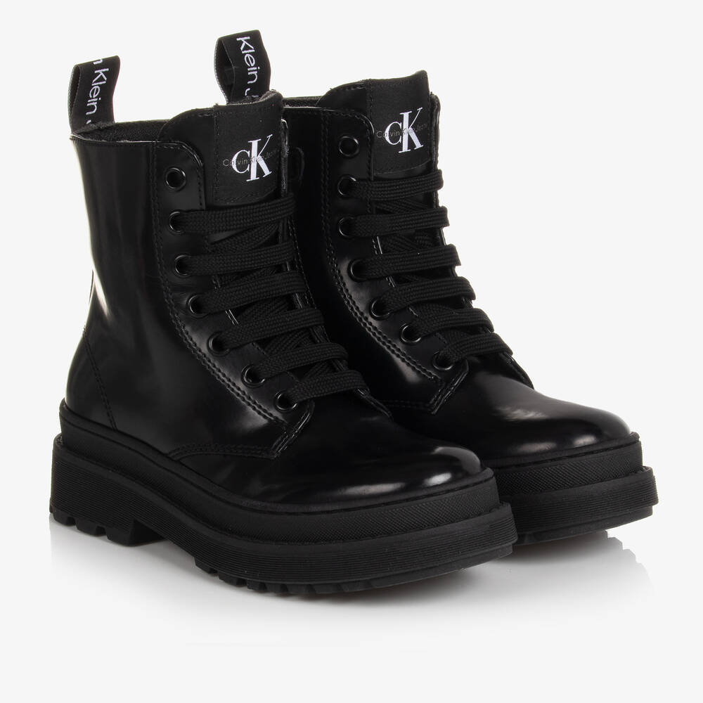 Calvin Klein - Schwarze Teen Kunstlederstiefel | Childrensalon