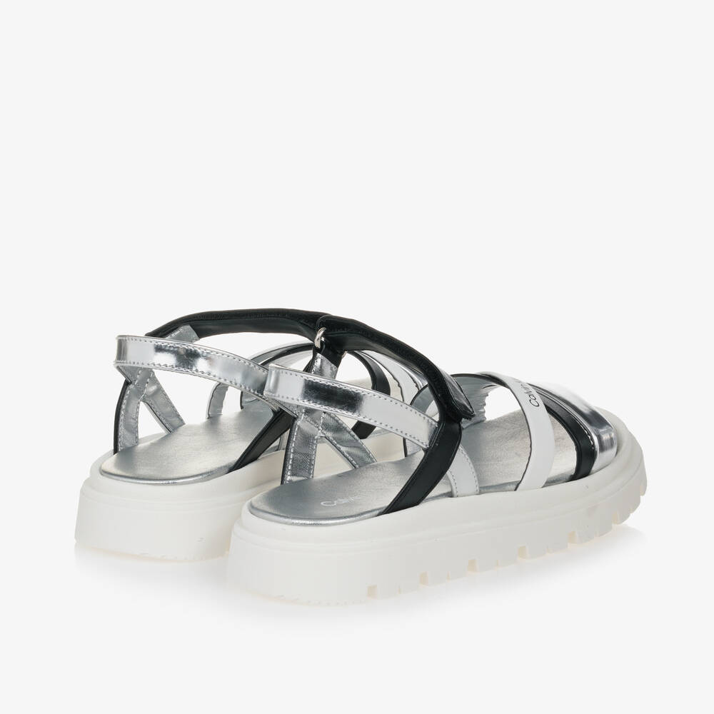 Calvin Klein-صندل جلد صناعي لون فضّي وأسود للمراهقات | Childrensalon Outlet