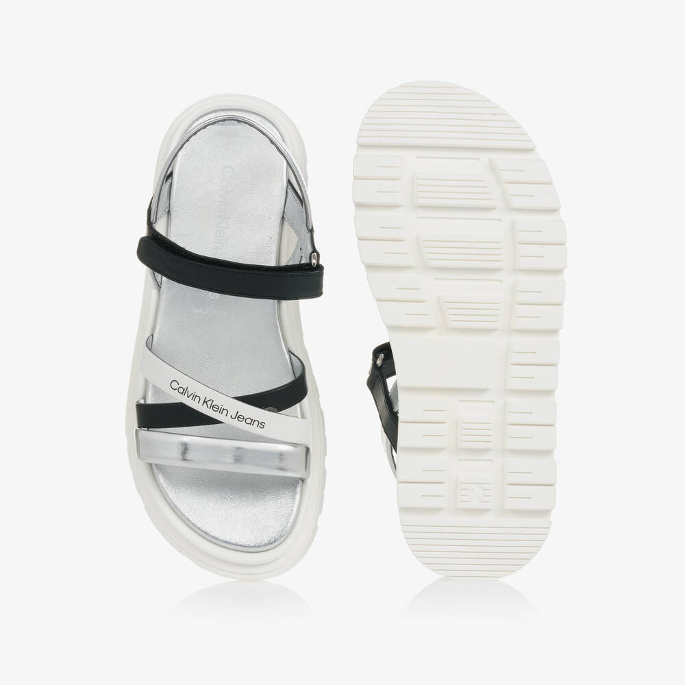 Calvin Klein-صندل جلد صناعي لون فضّي وأسود للمراهقات | Childrensalon Outlet