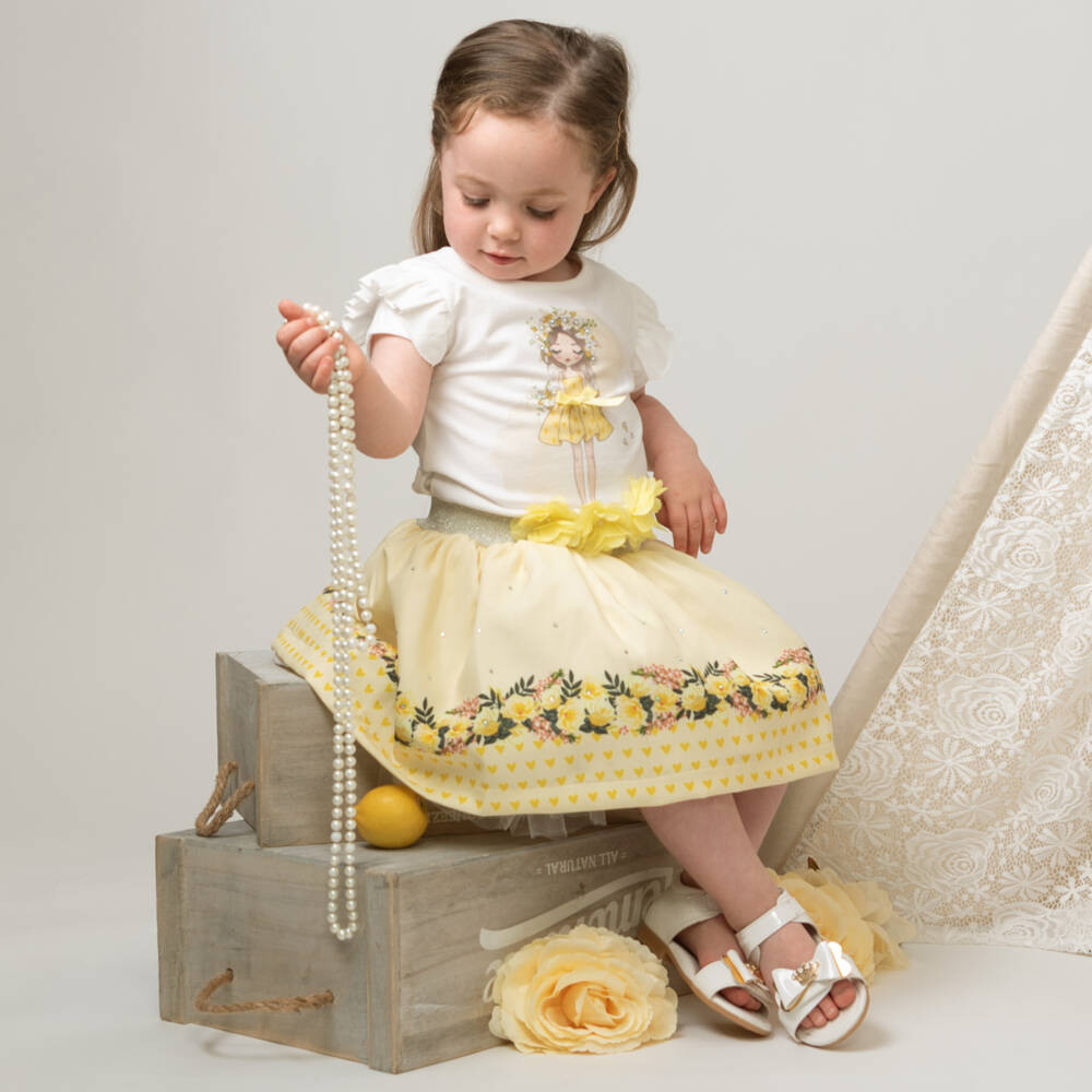 Caramelo Kids-Girls White Patent Bow Sandals | Childrensalon Outlet