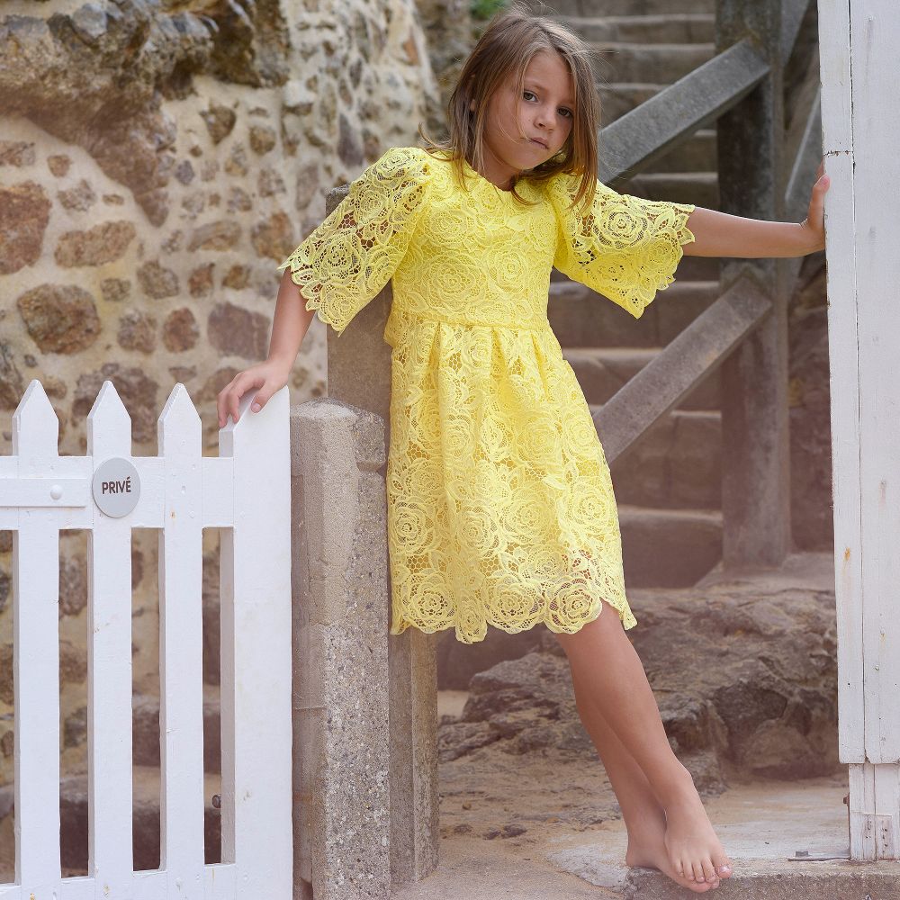Robe jaune fille 2025