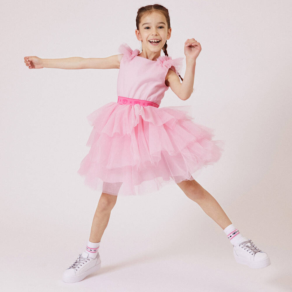Little girl hot sale pink outfits