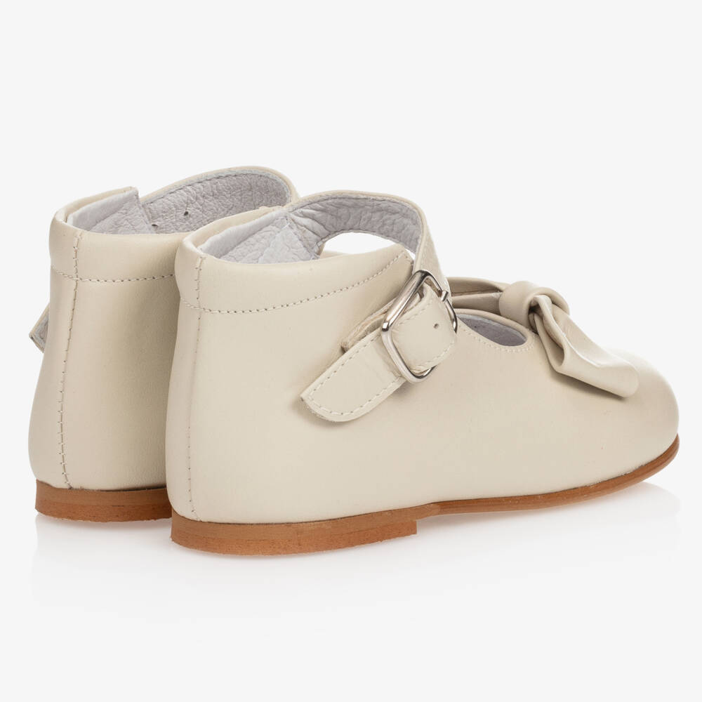Children's Classics-Girls Elegant Ivory Leather Shoes | Childrensalon Outlet