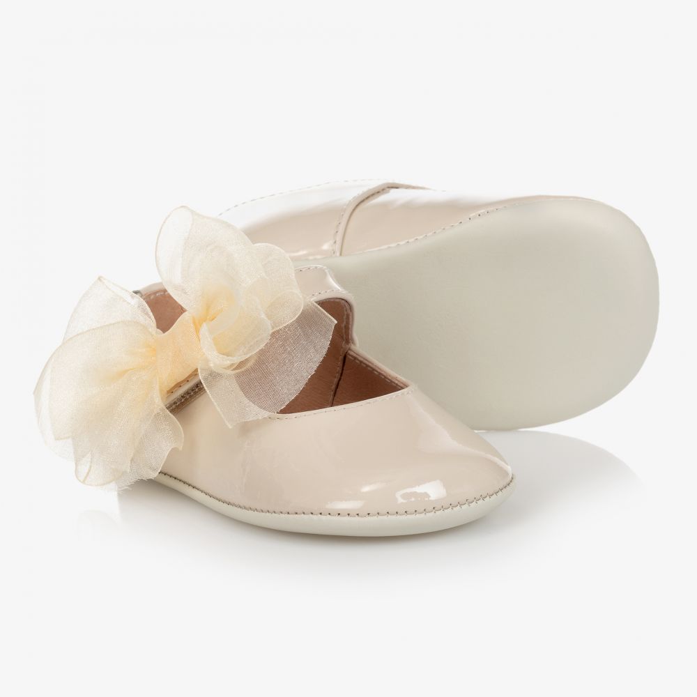 Children's Classics - Ivory Leather Pre-Walker Shoes | Childrensalon