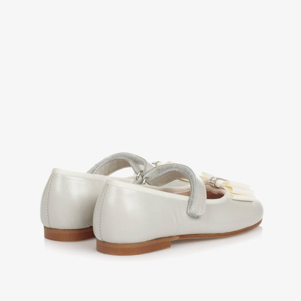 Children's Classics-Ivory Pearl Leather Ballerina Pumps | Childrensalon Outlet
