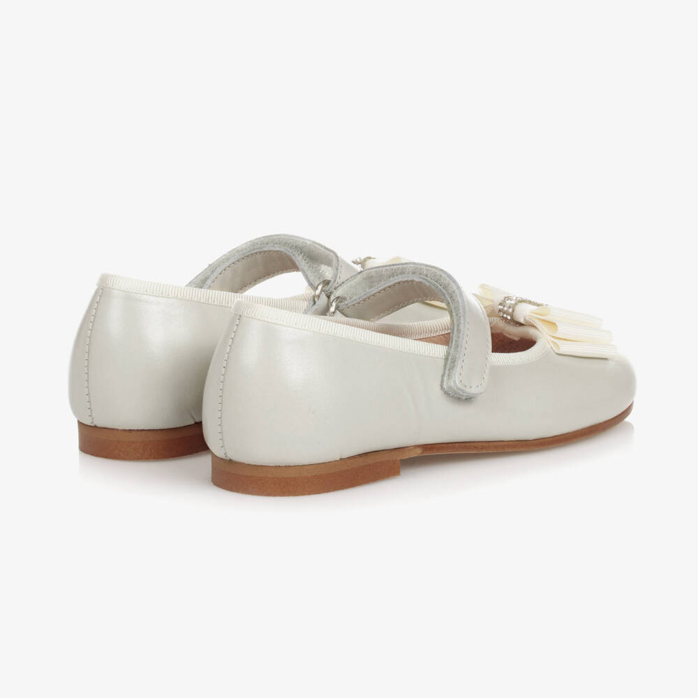 Children's Classics-Ivory Pearl Leather Ballerina Pumps | Childrensalon Outlet