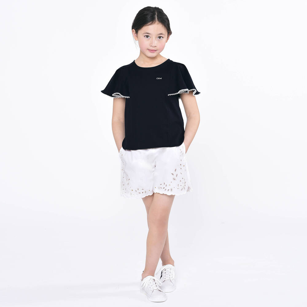 Chloé-Girls Ivory Cotton Cutwork Shorts | Childrensalon Outlet