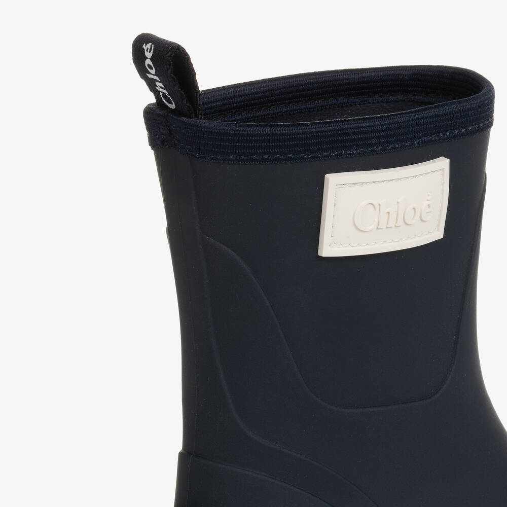 White short rain boots 2025