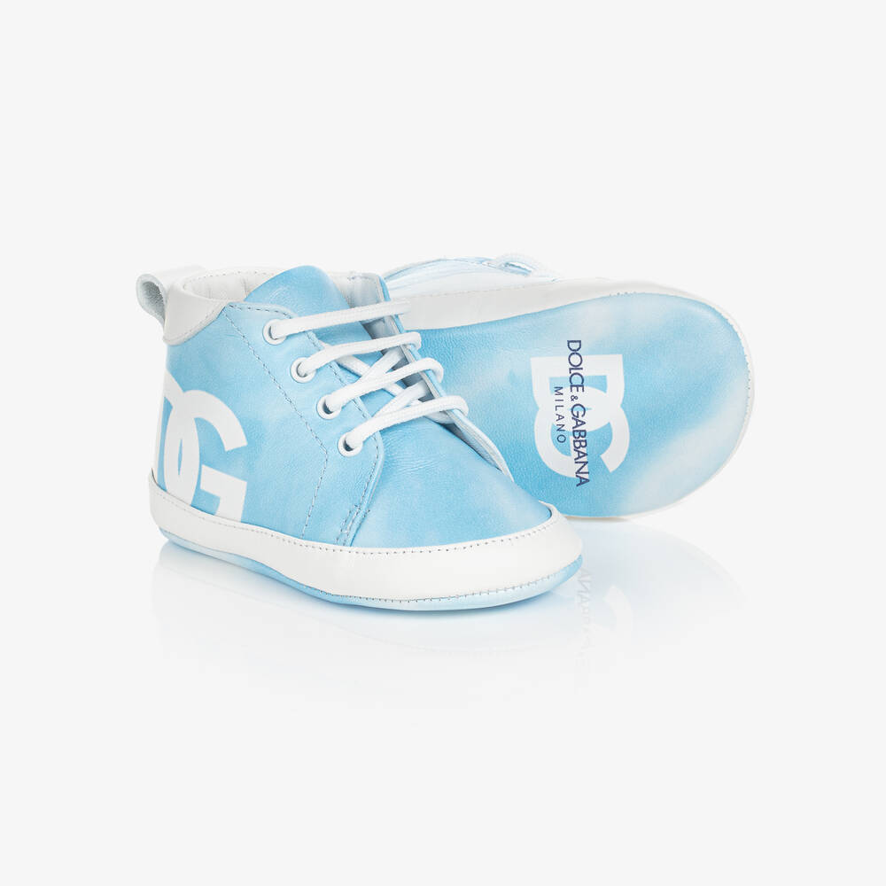 Dolce & Gabbana - حذاء جلد لون أزرق وأبيض لمرحلة قبل المشي | Childrensalon