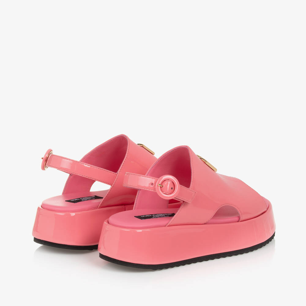  دولتشي آند غابانا-صندل جلد لامع لون زهري للبنات | Childrensalon Outlet