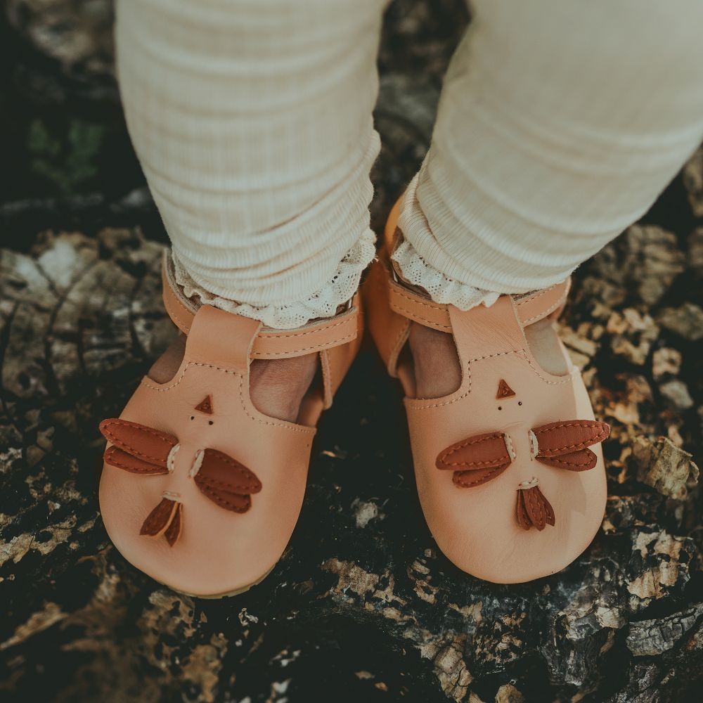 Donsje Chaussures Beiges En Cuir Bebe Childrensalon Outlet