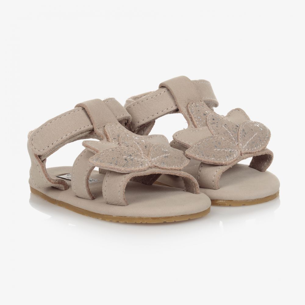 Donsje - Beige Wildledersandalen mit Klettverschluss | Childrensalon