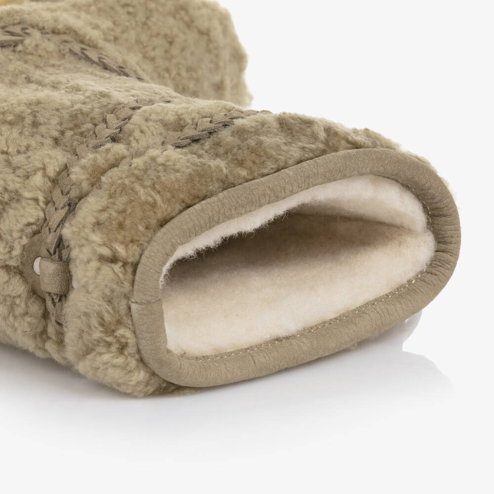Donsje-Girls Beige Sheep Wool Boots with Tassel Trims | Childrensalon Outlet