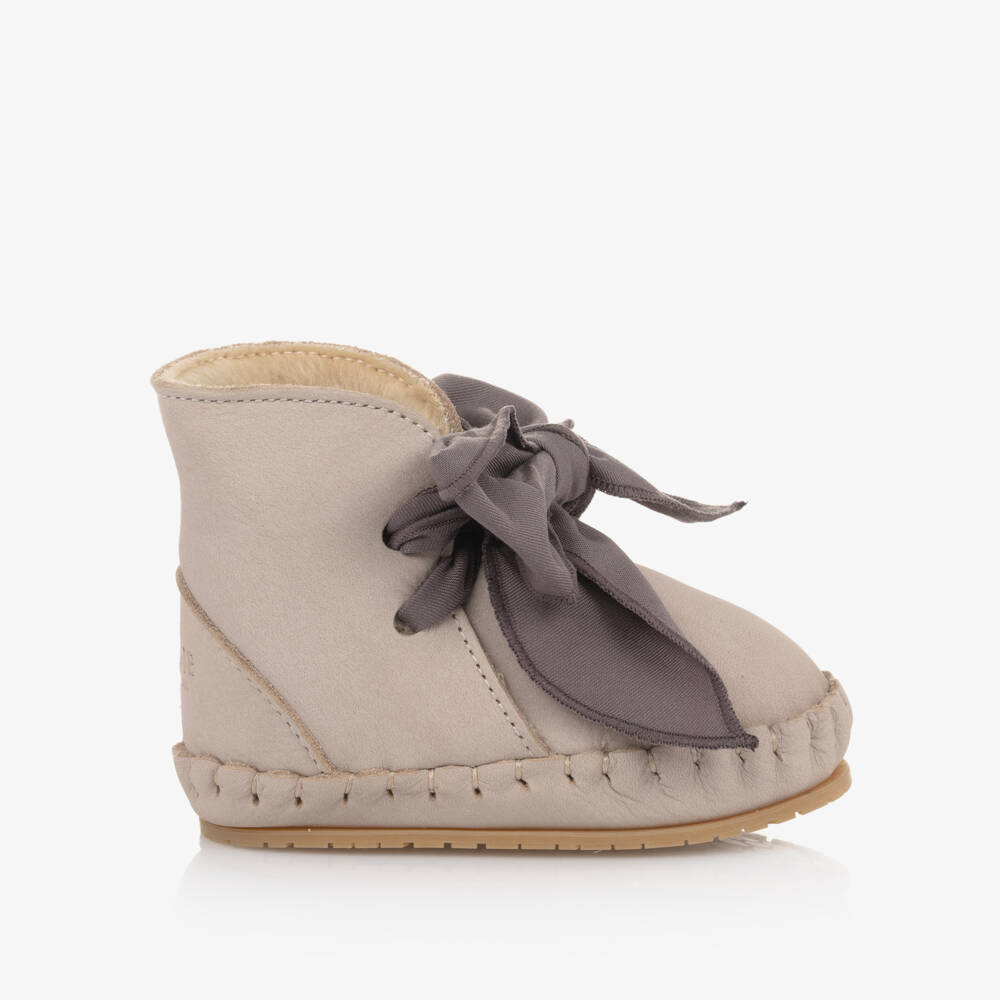 Donsje-Girls Beige Suede Leather Pre Walkers | Childrensalon Outlet