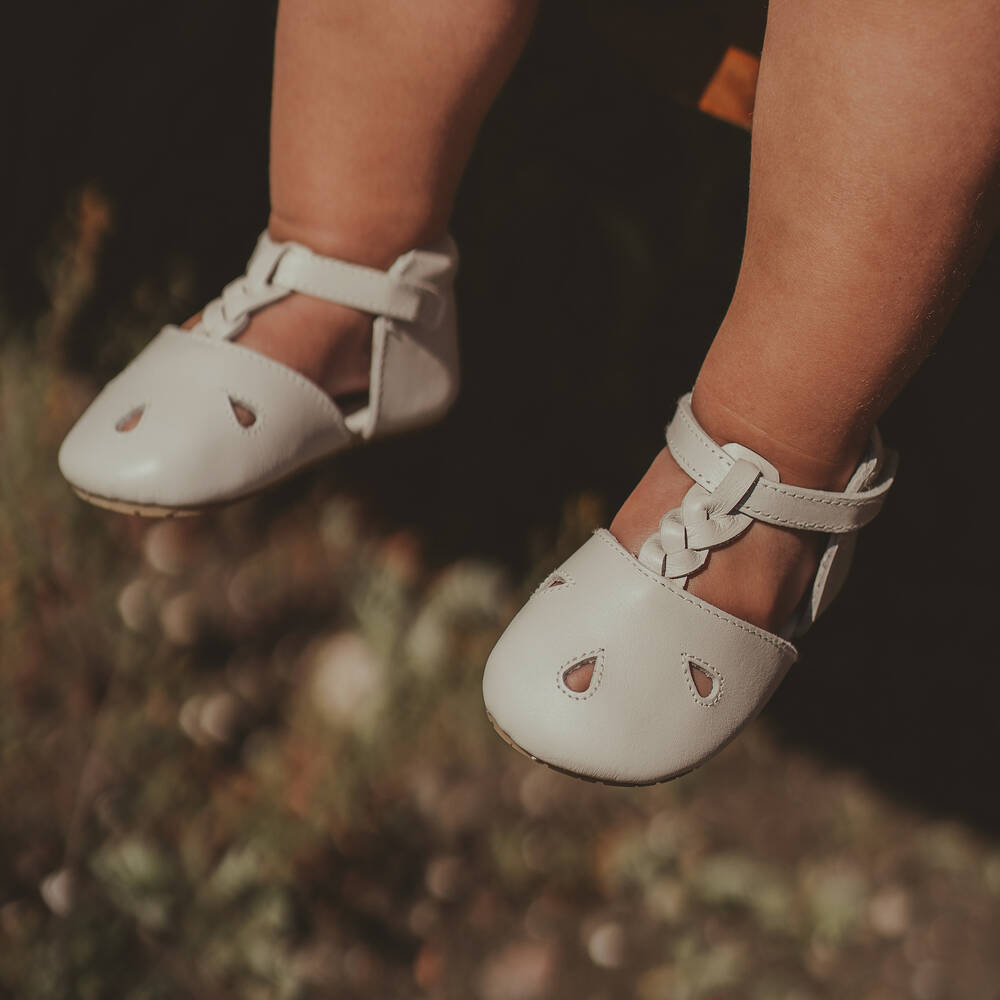 Donsje-Кремовые кожаные пинетки | Childrensalon Outlet