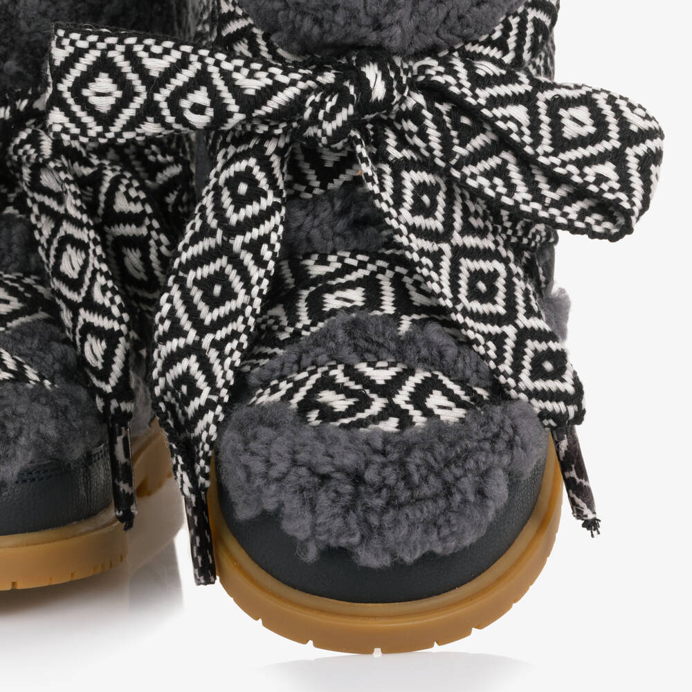 Donsje-Girls Navy Blue Leather & Sheep Wool Pull-On Boots | Childrensalon Outlet