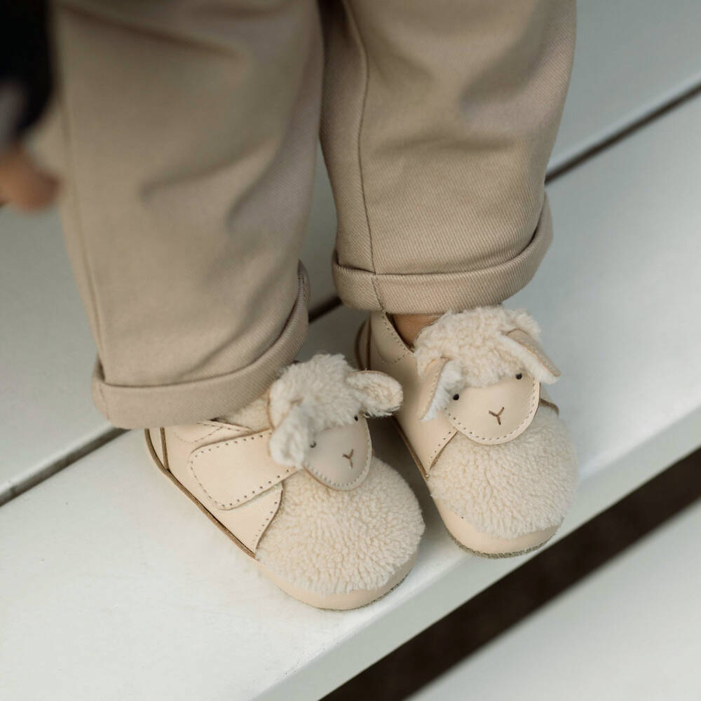 Donsje-Ivory Lammy Leather Pre-Walker Shoes | Childrensalon Outlet