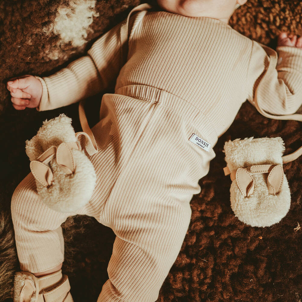 Donsje Ivory Teddy Fleece Baby Mittens Childrensalon Outlet