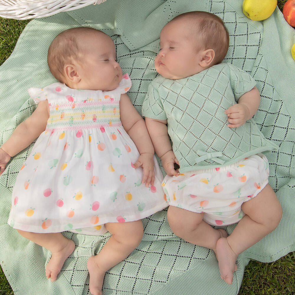 Dr. Kid-طقم فستان وقبعة قطن موسلين لون أبيض للمولودات | Childrensalon Outlet