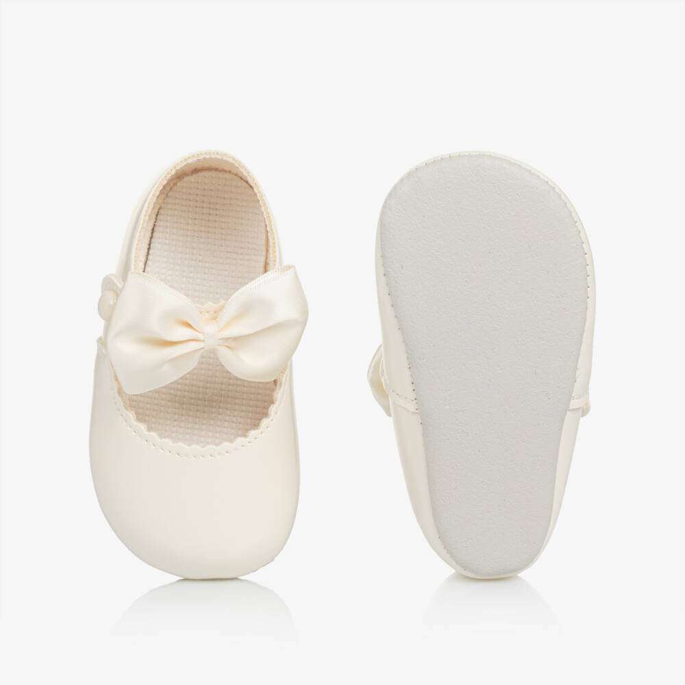 Early Days-Baby Girls Ivory Pre-Walker Shoes with Bows | Childrensalon Outlet