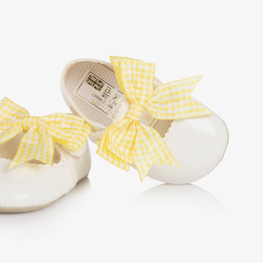 Early Days-Baby Girls White Pre-Walker Shoes with Yellow Gingham Bows | Childrensalon Outlet