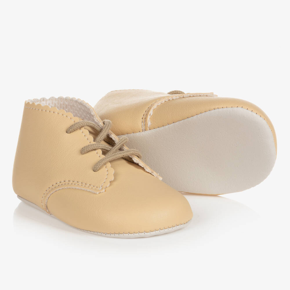 Early Days-حذاء بيج بأربطة للأولاد الرضع | Childrensalon Outlet