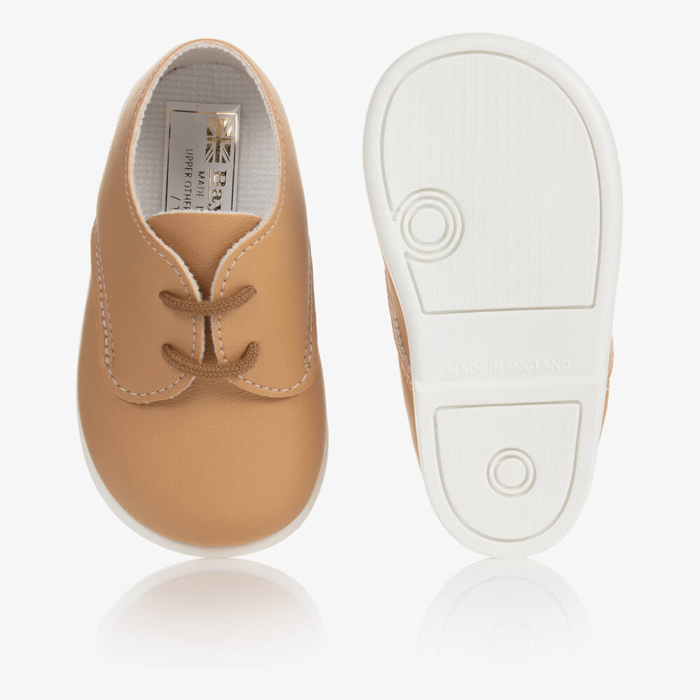 إيرلي دايز-أحذية أولى للأولاد بلون الجمل مع أربطة | Childrensalon Outlet